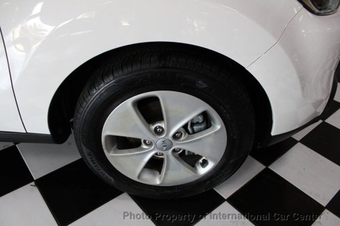 Used 2015 Kia Soul + image 35