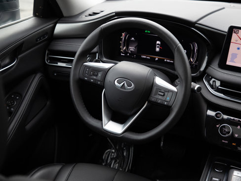 Used 2023 INFINITI QX60 Luxe image 16