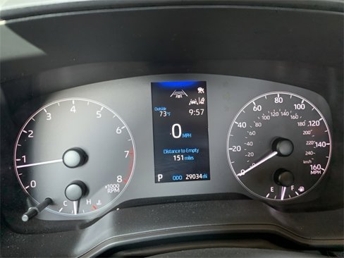 Used 2024 Toyota Corolla LE image 2