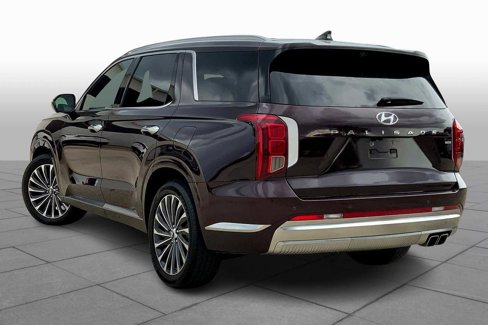 Used 2024 Hyundai Palisade Calligraphy image 11