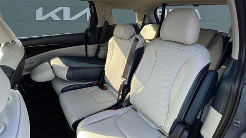 New 2026 Kia Carnival SX Prestige image 13