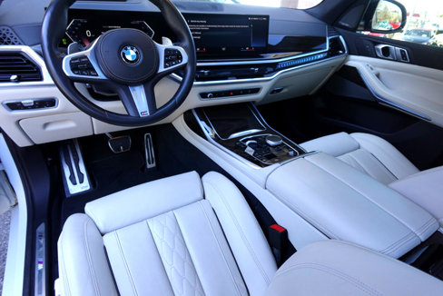 Used 2023 BMW X7 xDrive40i w/ M Sport Package image 26