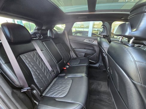 Used 2023 Kia Sportage X-Line w/ X-Line Premium Package image 15