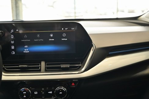 New 2025 Chevrolet Trax LT w/ Driver Confidence Package image 15