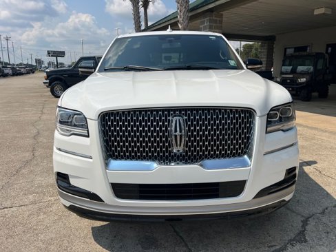 Used 2022 Lincoln Navigator L Reserve image 12