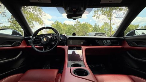 Used 2023 Porsche Taycan 4S image 17