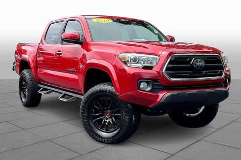 Used 2019 Toyota Tacoma SR5 image 2