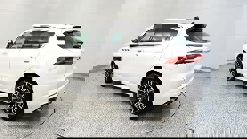 New 2025 Maserati Grecale GT image 5