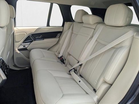 New 2025 Land Rover Range Rover SE image 16