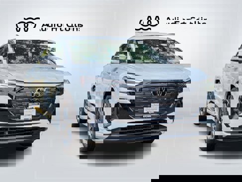 New 2025 Audi Q4 e-tron Premium Plus image 3