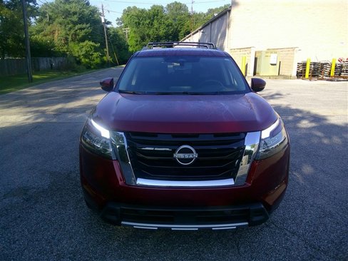 Used 2023 Nissan Pathfinder SL image 8