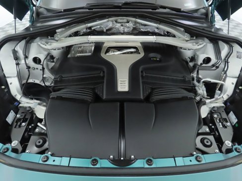 Used 2025 Aston Martin DBX 707 image 30