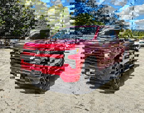 Used 2025 Chevrolet Silverado 1500 RST w/ Dark Appearance Package image 3