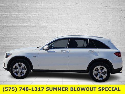 Used 2018 Mercedes-Benz GLC 350e 4MATIC image 2