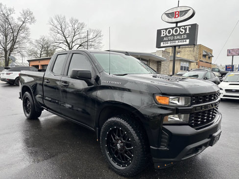 Used 2020 Chevrolet Silverado 1500 Custom w/ Custom Value Package image 1