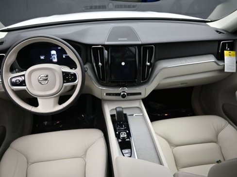 New 2025 Volvo XC60 T8 Plus w/ Protection Package Premier image 20
