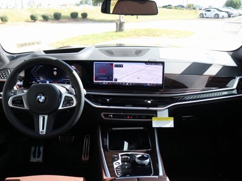 New 2026 BMW X5 M60i image 10