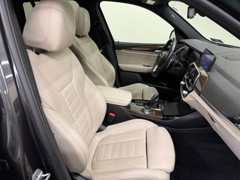 Used 2020 BMW X3 xDrive30i w/ Premium Package image 13