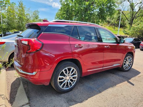 Used 2023 GMC Terrain Denali image 12