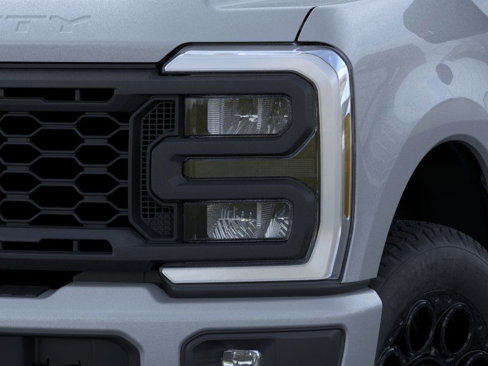 New 2025 Ford F250 Lariat w/ Lariat Ultimate Package image 18