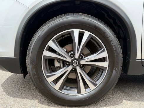 Used 2018 Nissan Rogue SL image 51