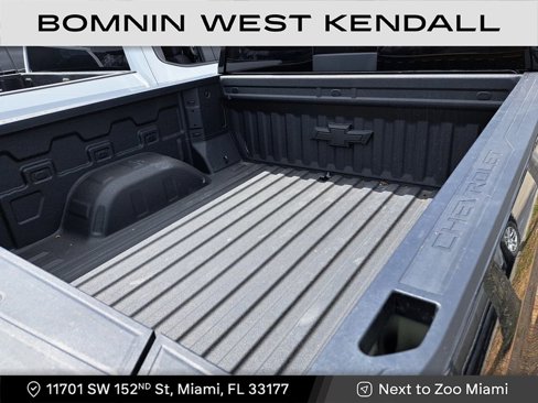 Used 2025 Chevrolet Silverado 1500 High Country image 5