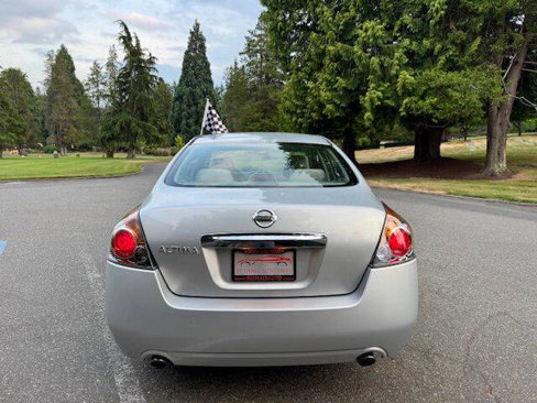 Used 2010 Nissan Altima 2.5 image 7