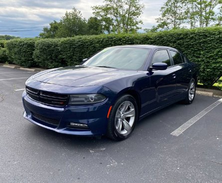 Used 2016 Dodge Charger SXT image 3