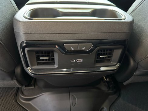 Used 2023 GMC Sierra 1500 AT4 w/ Technology Package image 25