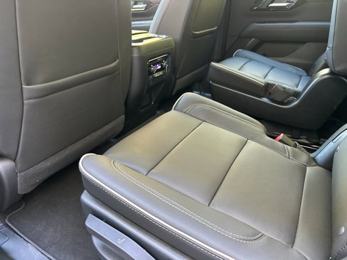 New 2025 Chevrolet Tahoe Premier image 13
