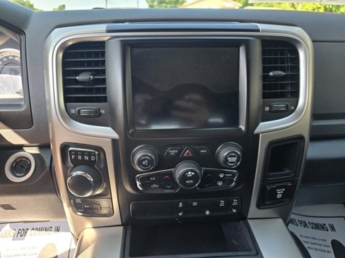 Used 2018 RAM 1500 Big Horn image 14