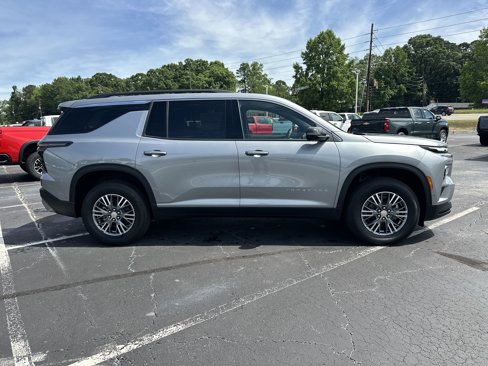 New 2025 Chevrolet Traverse LT w/ Enhanced Driving Package image 10
