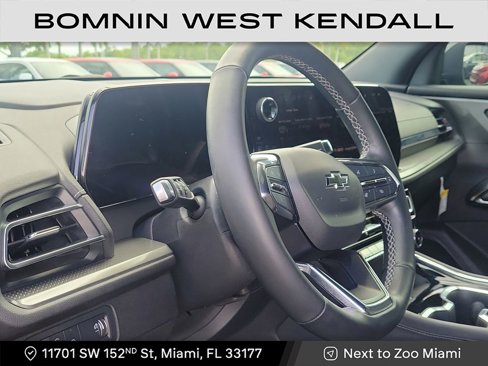 Used 2024 Chevrolet Traverse LT w/ Midnight/Sport Edition image 8