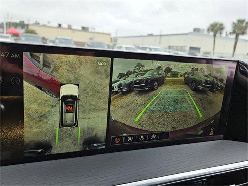 New 2025 INFINITI QX80 Sensory image 10