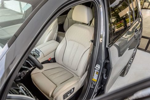 Used 2022 BMW X7 xDrive40i w/ M Sport Package image 37
