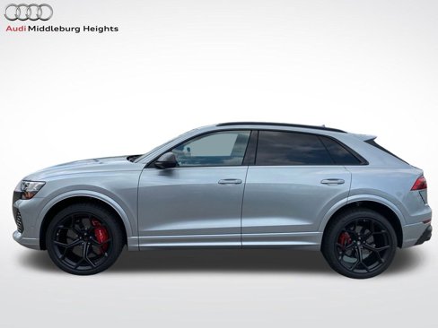 New 2025 Audi RS Q8 performance image 9