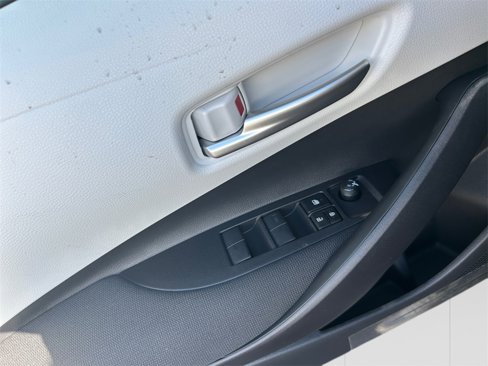 New 2026 Toyota Corolla SE w/ SE Package image 11