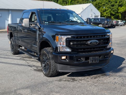 Used 2022 Ford F350 XLT w/ Black Appearance Package image 11