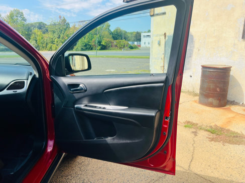 Used 2018 Dodge Journey SE w/ Connectivity Group image 23