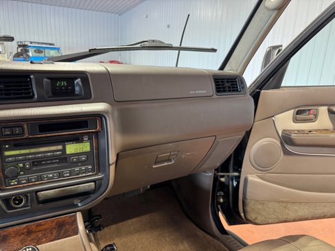 Used 1997 Toyota Land Cruiser image 31