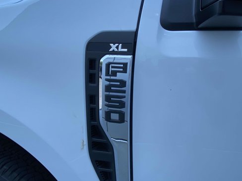 New 2026 Ford F250 2WD SuperCab Super Duty image 7