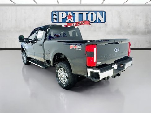 New 2025 Ford F250 Lariat w/ FX4 Off-Road Package image 5