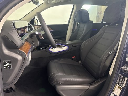 New 2026 Mercedes-Benz GLS 450 4MATIC image 11