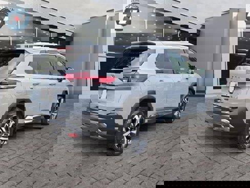Used 2023 Nissan Rogue SL w/ SL Premium Package image 5