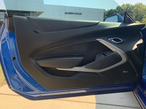 Used 2016 Chevrolet Camaro LT w/ RS Package image 13