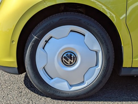 New 2025 Volkswagen ID. Buzz 1st Edition image 40