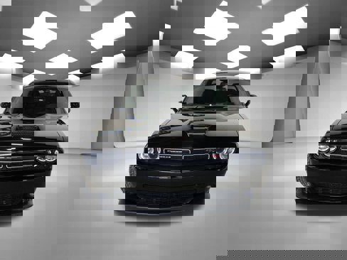 Used 2022 Dodge Challenger R/T image 2