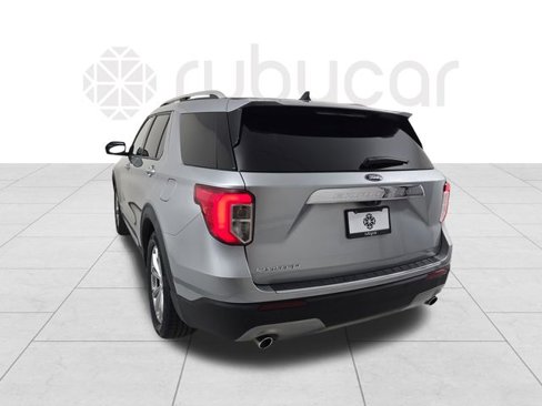 Used 2023 Ford Explorer Limited image 3