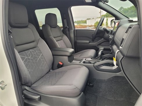 New 2026 Nissan Frontier SV image 10