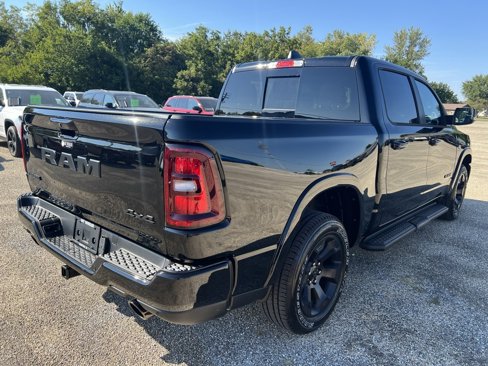 New 2026 RAM 1500 4x4 Crew Cab image 3